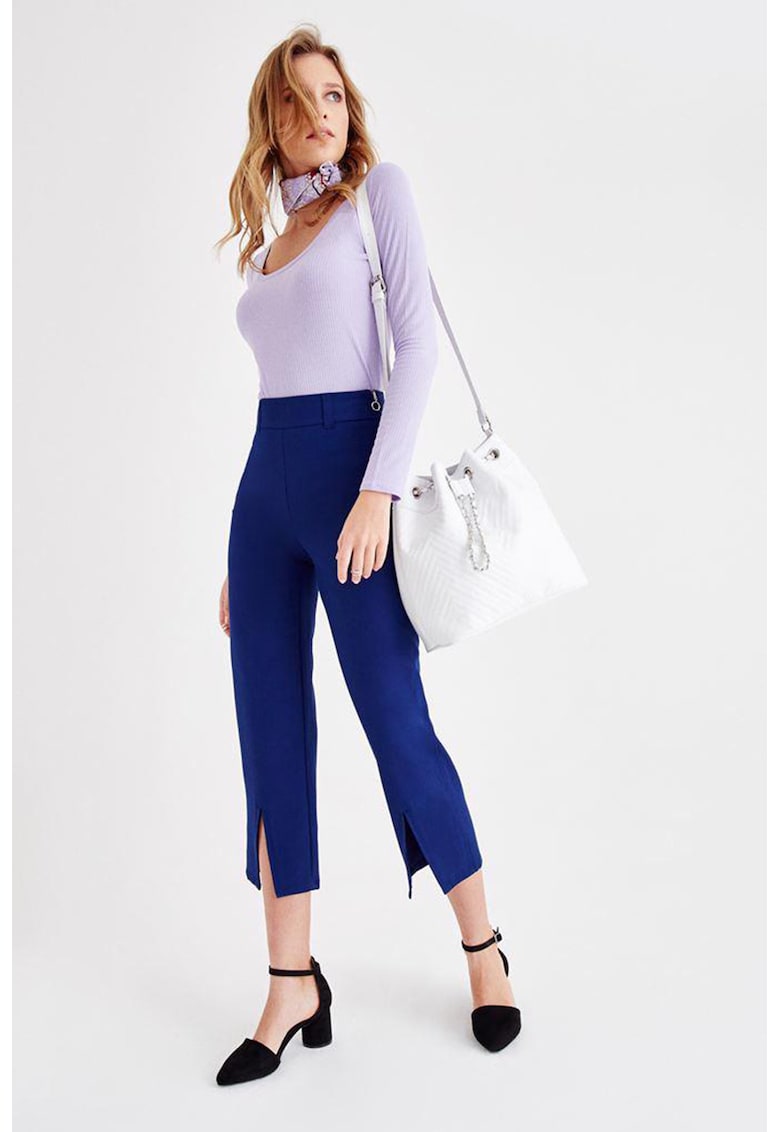 Oferte la Pantaloni crop cu slituri la terminatie - Albastru royal