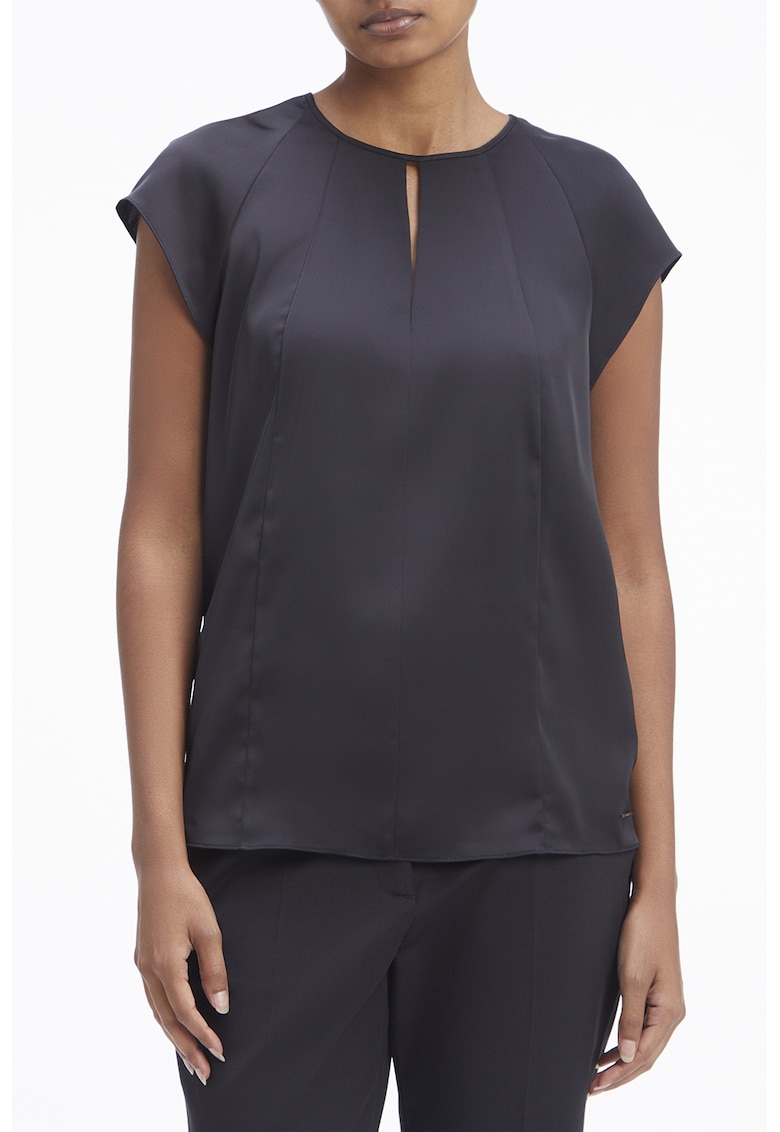 Oferte la Bluza cu maneci scurte si decupaje - Negru