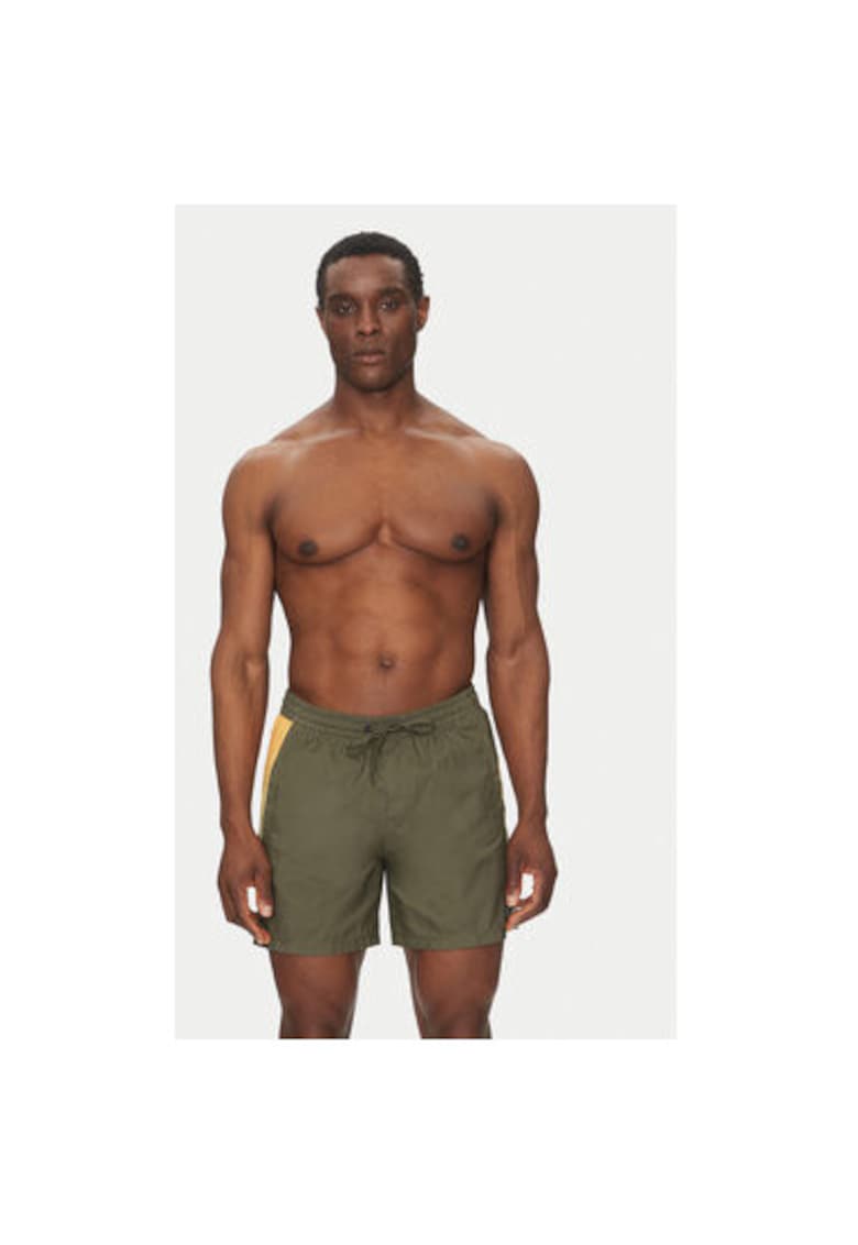 Oferte la Pantaloni scurti barbati  EQYJV04136-CRE6 - Poliester - Verde - Verde