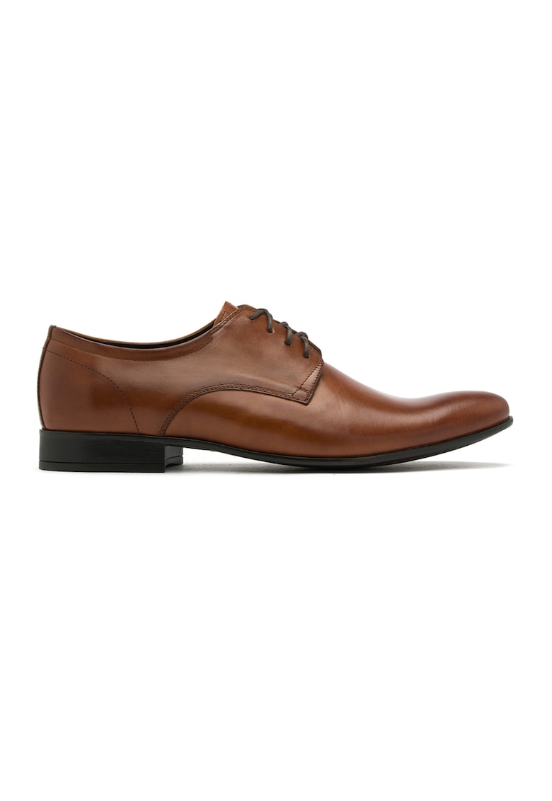 Oferte la Pantofi de piele Casto - Maro
