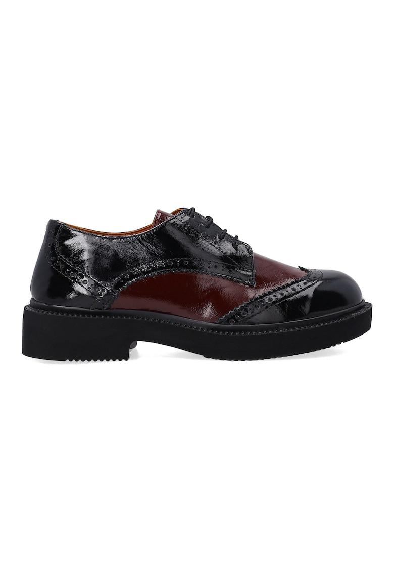 Oferte la Pantofi din piele lacuita cu detalii contrastante