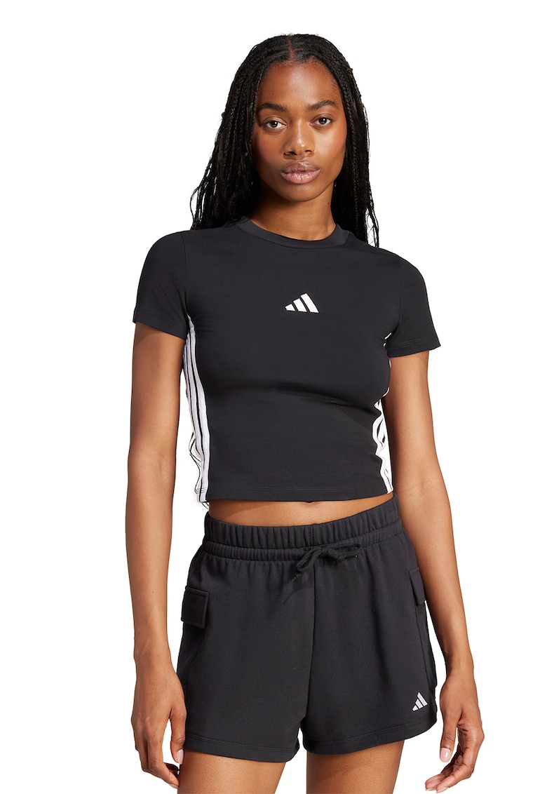 Oferte la Tricou crop cu croiala slim-fit Essentials - Negru/Alb optic