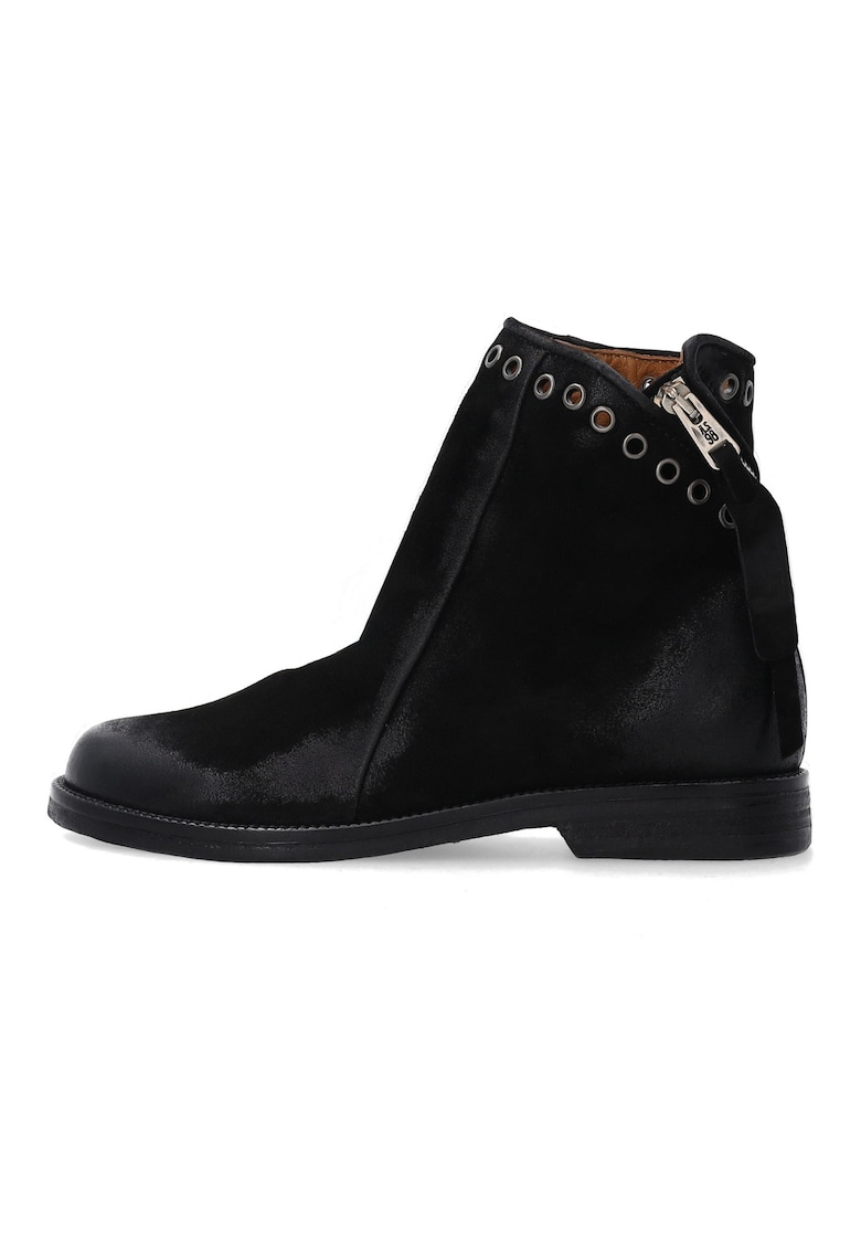 Oferte la Ghete din piele intoarsa cu anouri