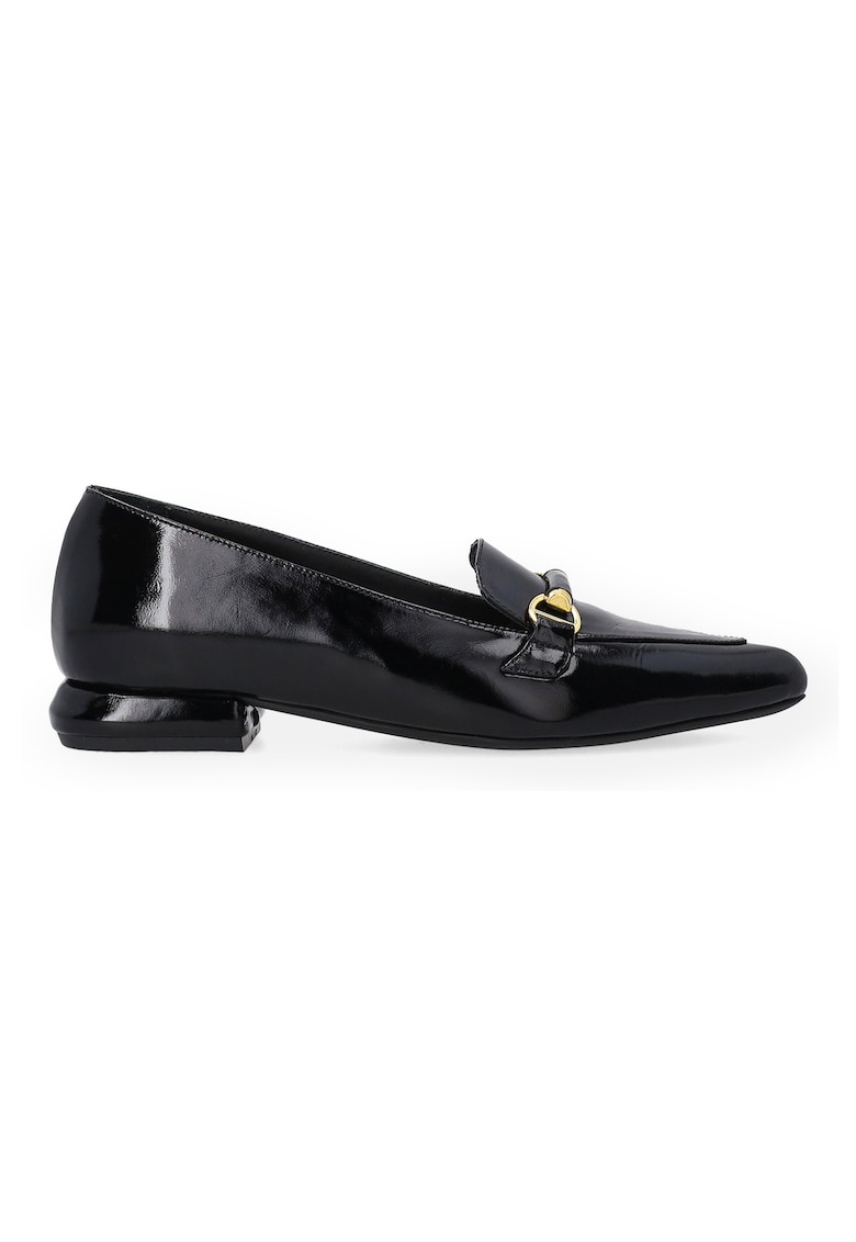 Oferte la Pantofi tip loafer din piele lacuita cu varf ascutit