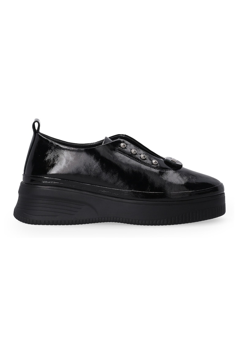 Oferte la Pantofi casual din piele lacuita
