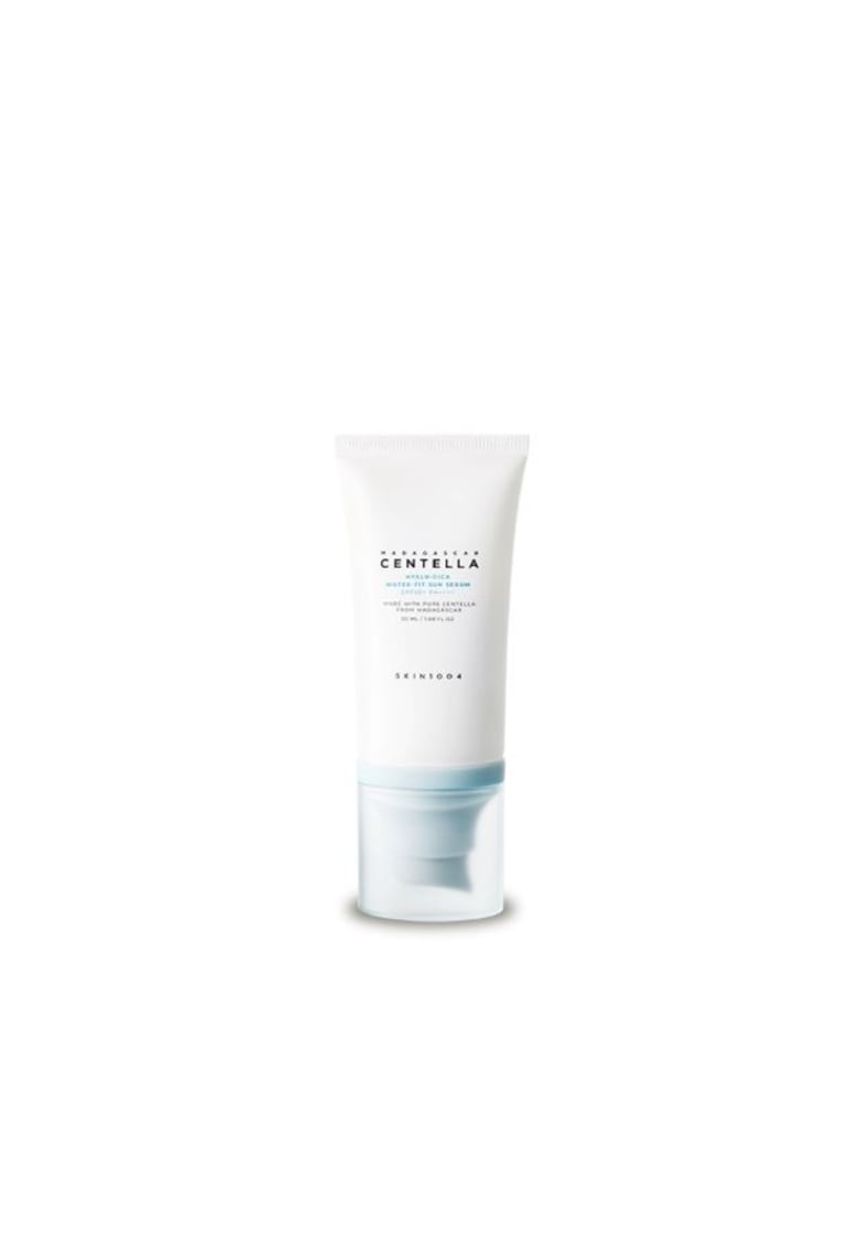 Oferte la Crema de Protectie solara cu Acid Hyaluronic si Centella Asiatica SPF 50+ PA++++ - Skin 1004 - Pentru ten sensibil - Protectie UV - Hidratare intesiva - Revitalizare - Aplicare usoara - 50 ml