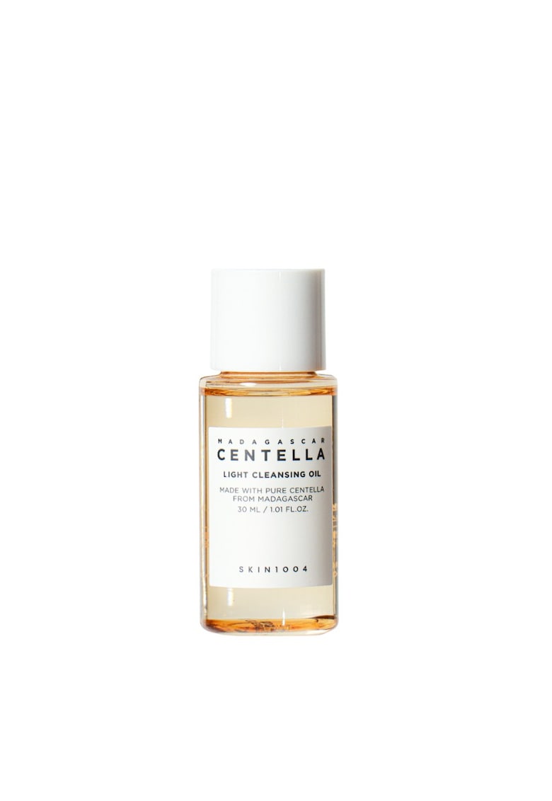 Oferte la Madagascar Centella Light Oil Ulei de curatare cu efect calmant 30 ml