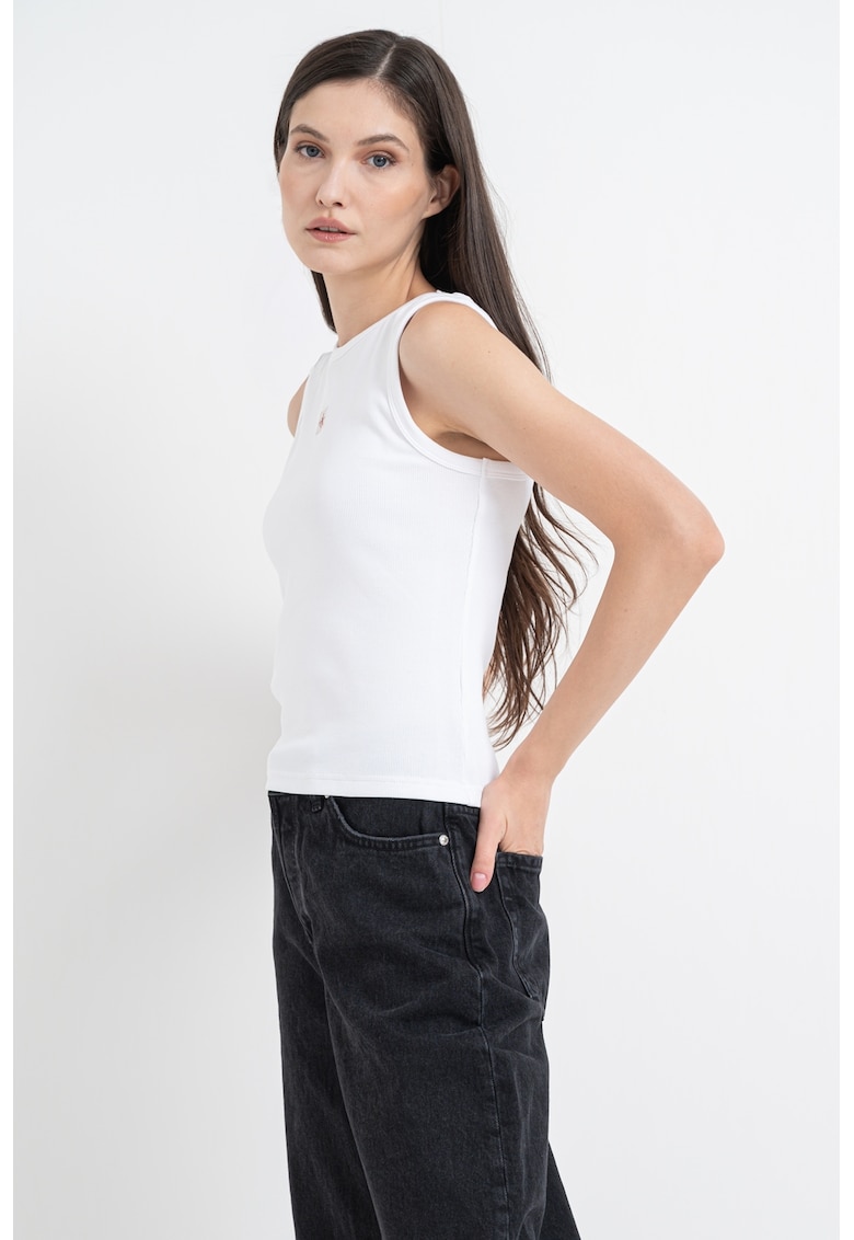 Oferte la Top slim fit cu decolteu racerback - Alb