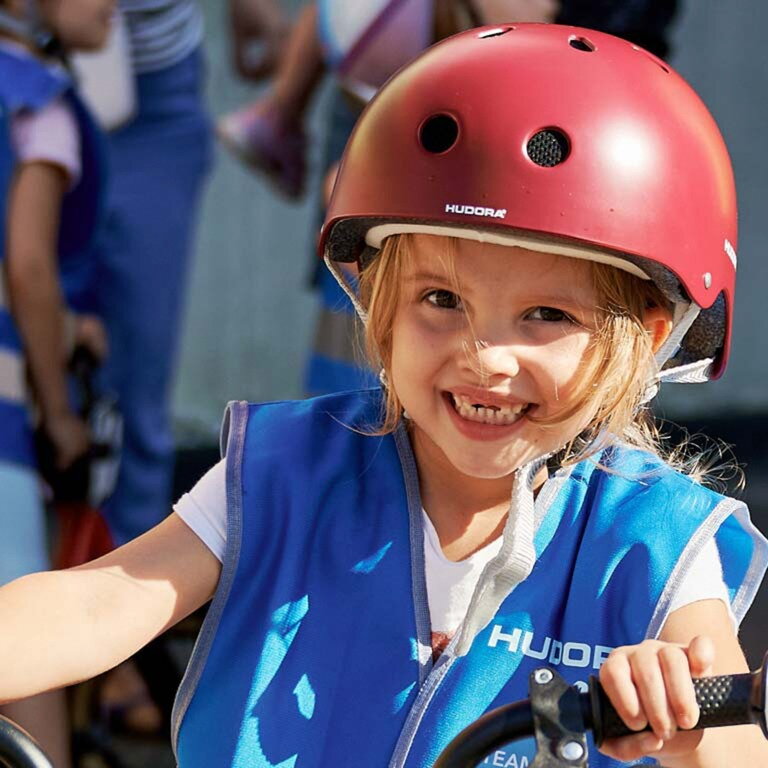 Oferte la Jucarie skater helmet berry, size. 56-60