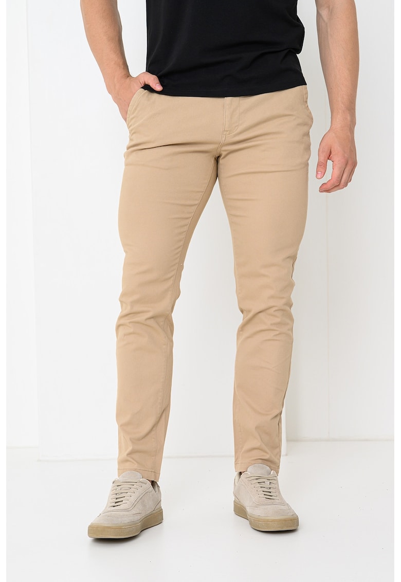 Oferte la Pantaloni chino regular fit Mott - Maro nisip