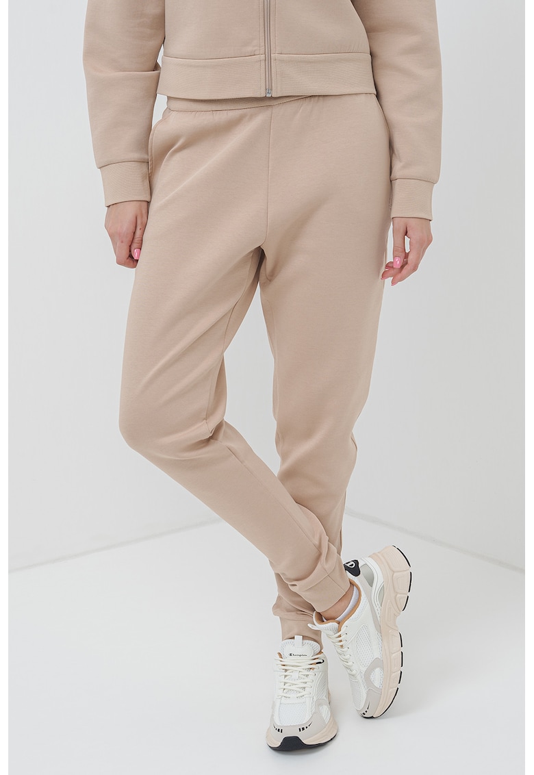 Oferte la Pantaloni de trening cu croiala conica si snur - Maro deschis
