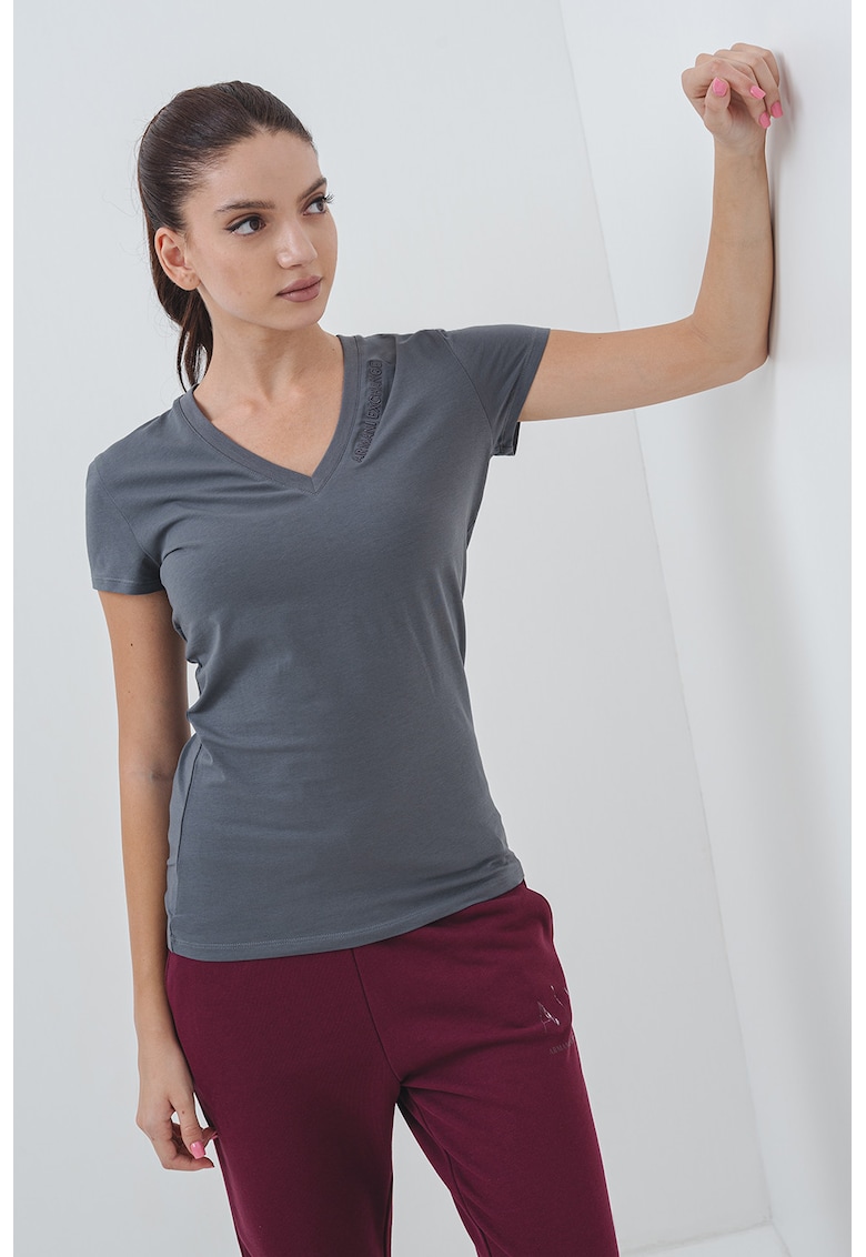 Oferte la Tricou slim-fit cu decolteu in V - Gri
