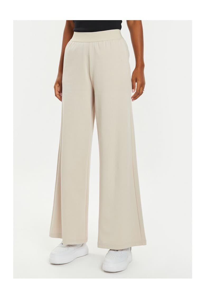 Oferte la Pantaloni din material Nake T2418.145B Bej Regular Fit - Modal
