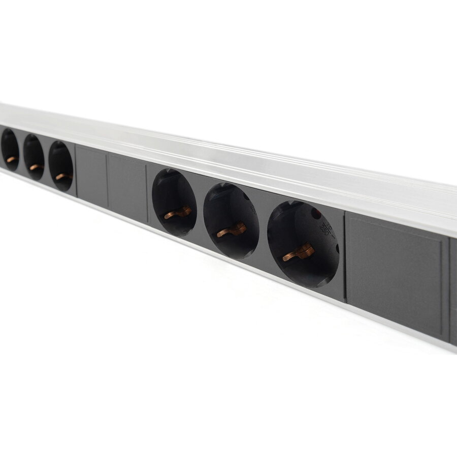 Oferte la power strip with aluminum profile, 18-fold, 42U (black/aluminum, 2 meter cable, circuit breaker 16A type C)