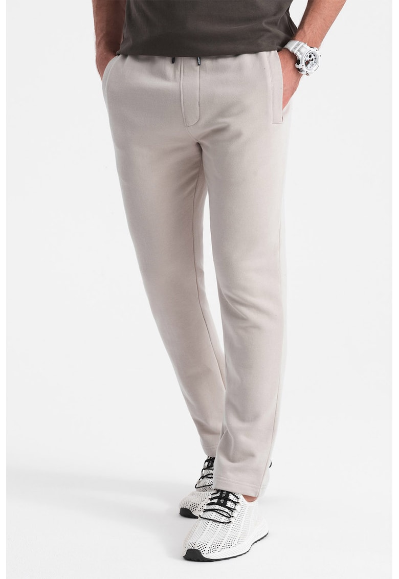 Oferte la Pantaloni de trening slim fit cu buzunare laterale - Bej deschis