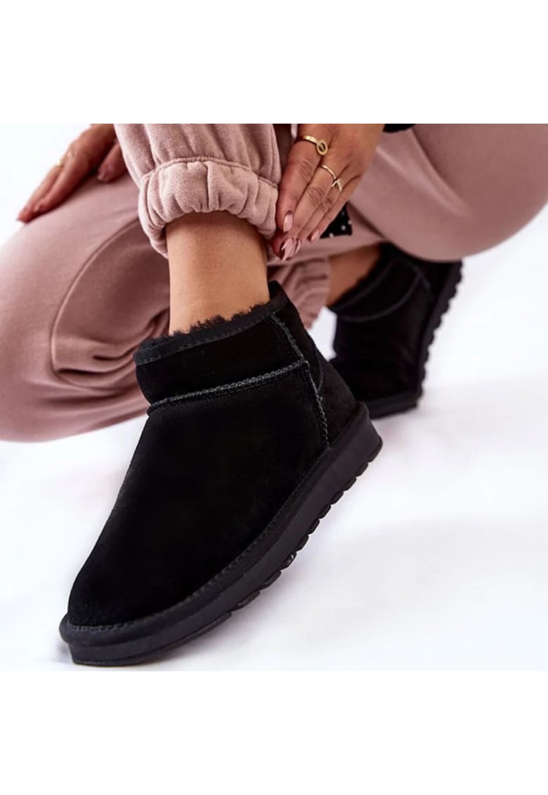 Oferte la Ghete negre din piele naturala W5821 118 14085 - Negru