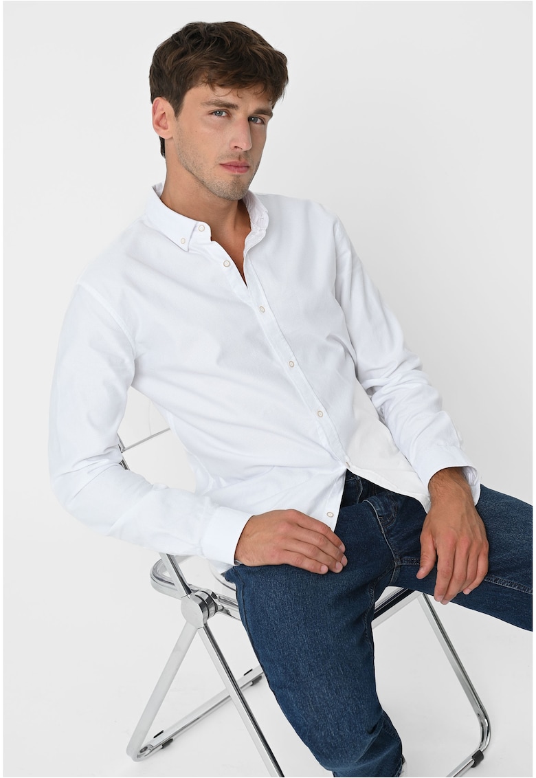 Oferte la Camasa barbateasca din bumbac cu guler fixat cu nasturi - Slim Fit -  K-Salix - Alba - Alb