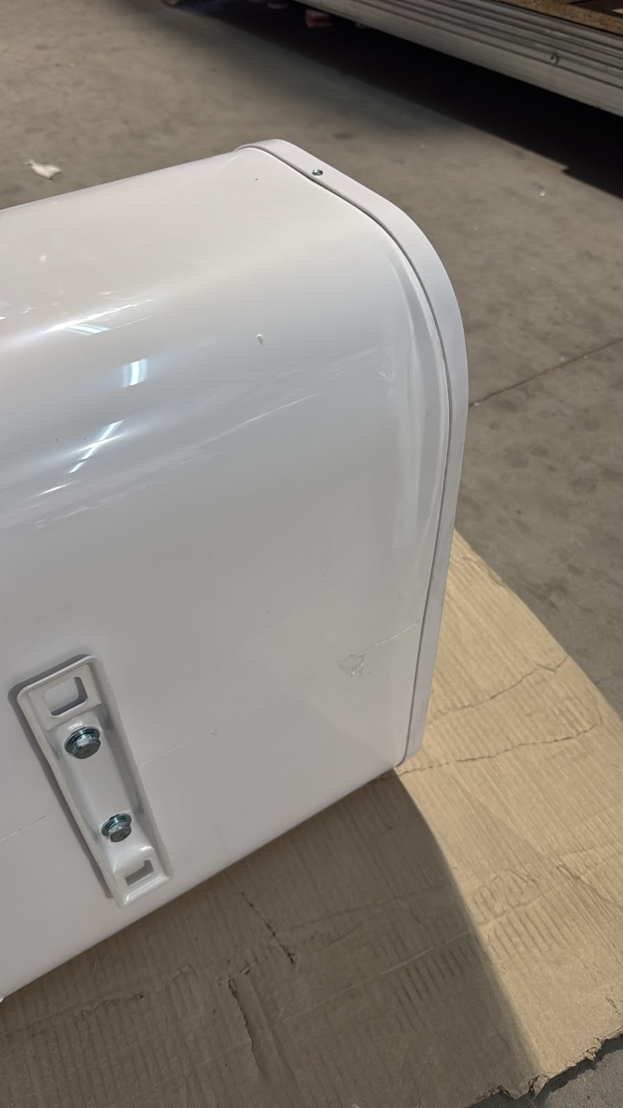 Oferte la PRODUS RESIGILAT SAU USOR LOVIT DAR IN PERFECTA STARE DE FUNCTIONARE (18568) !!! Boiler electric Fornello AQUACALDA Flat  100 Litri 2000 watt reglaj extern al temperaturii poliuretan expandat montare Verticala sau Orizontala grad de protecție I