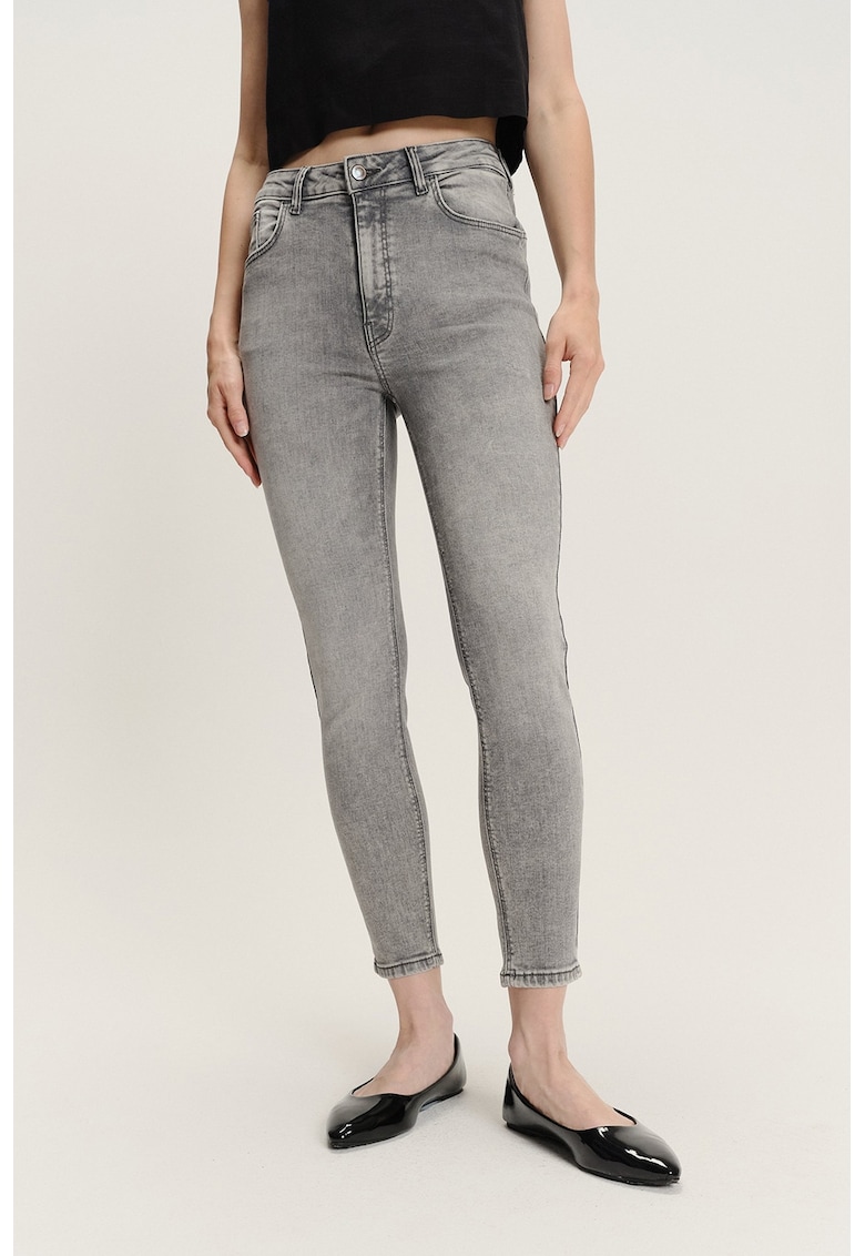 Oferte la Blugi crop din denim - Gri melange