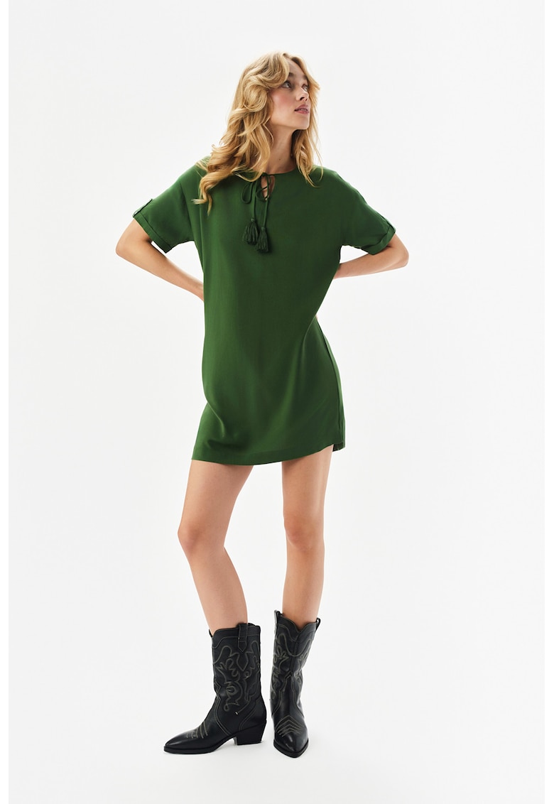 Oferte la Rochie mini cu croiala dreapta si slit in V - Verde aquamarin