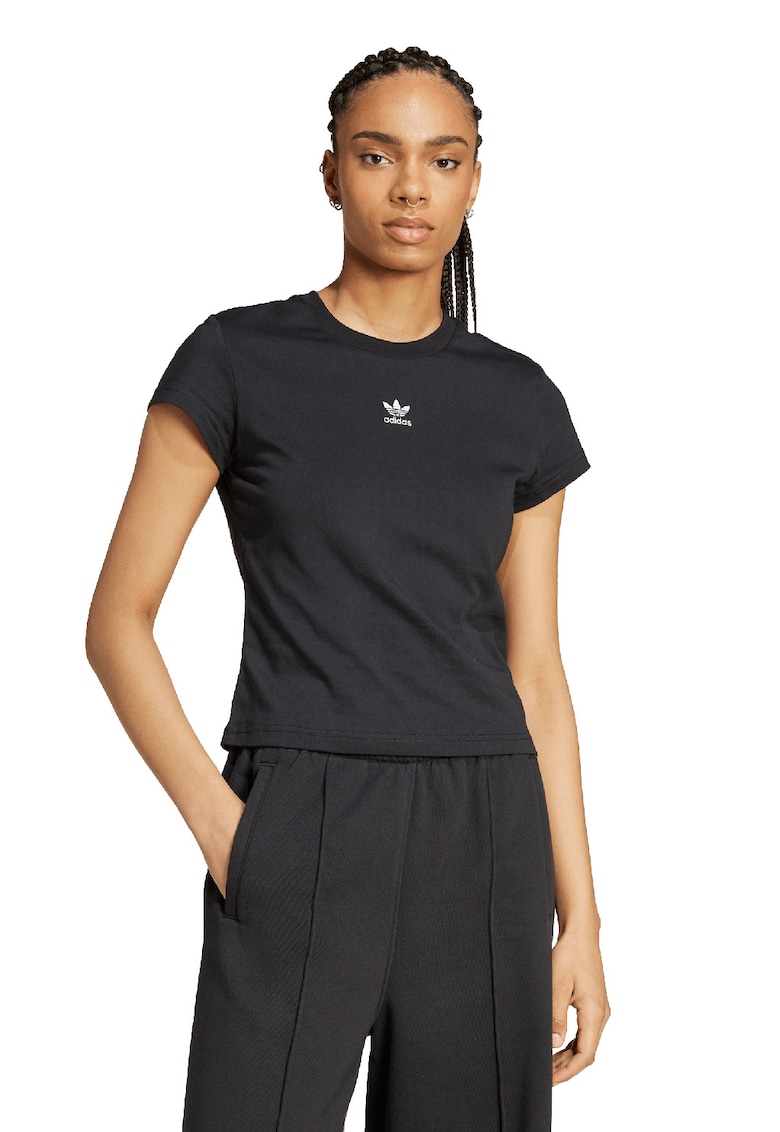 Oferte la Tricou slim fit din bumbac Essentials - Negru