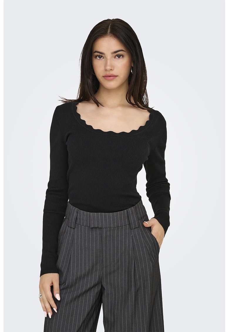 Oferte la Bluza slim fit cu decolteu cu fronseuri - Negru