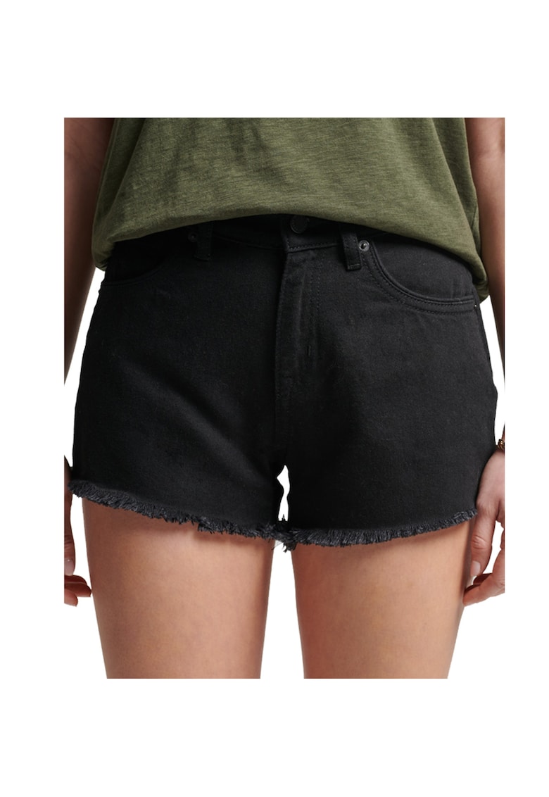 Oferte la Pantaloni scurti din denim cu terminatii nefinisate