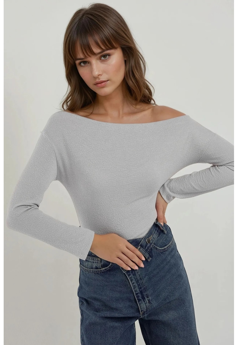 Oferte la Bluza dama -  cu maneca lunga si guler Carmen - dungi - gri - jerseu