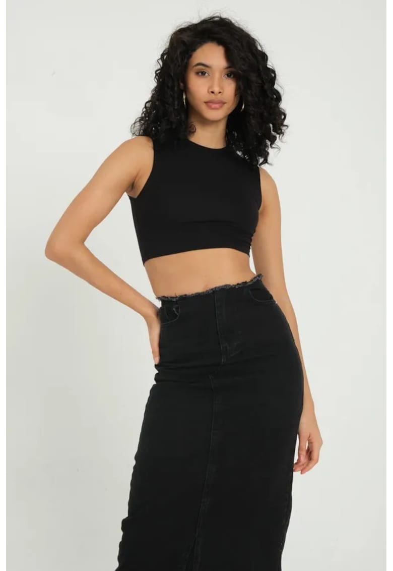 Oferte la Tricou dama -  crop basic - guler rotund - negru - textil