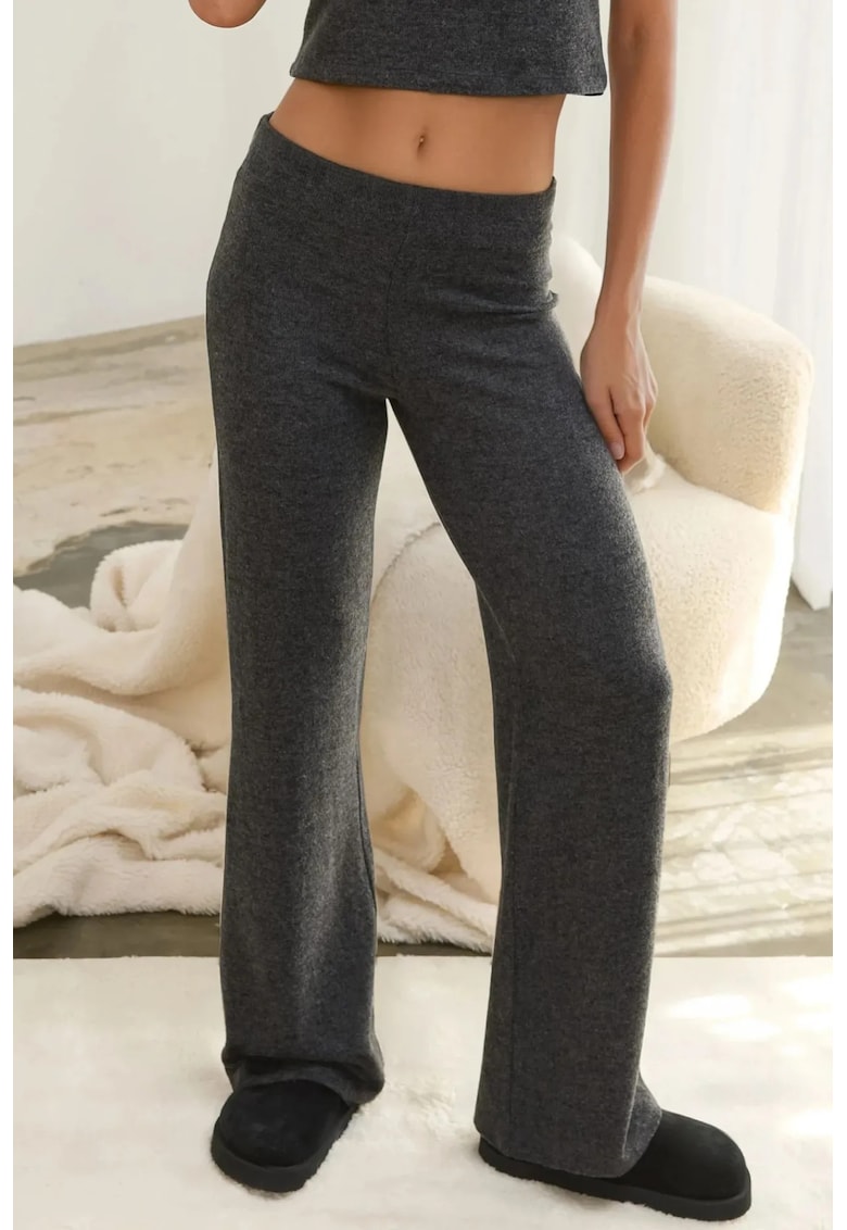 Oferte la Pantaloni dama -  tricotati - talie inalta - gri inchis - material moale