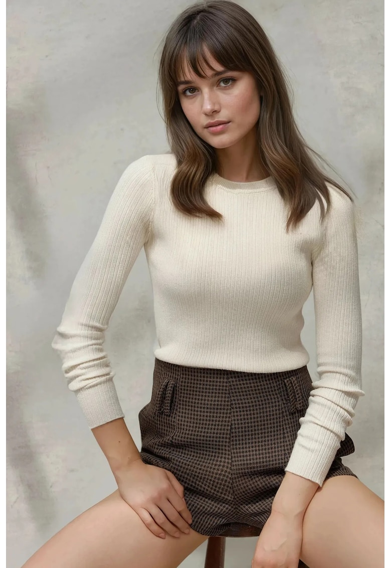 Oferte la Pulover dama -  alb - tricot - guler rotund