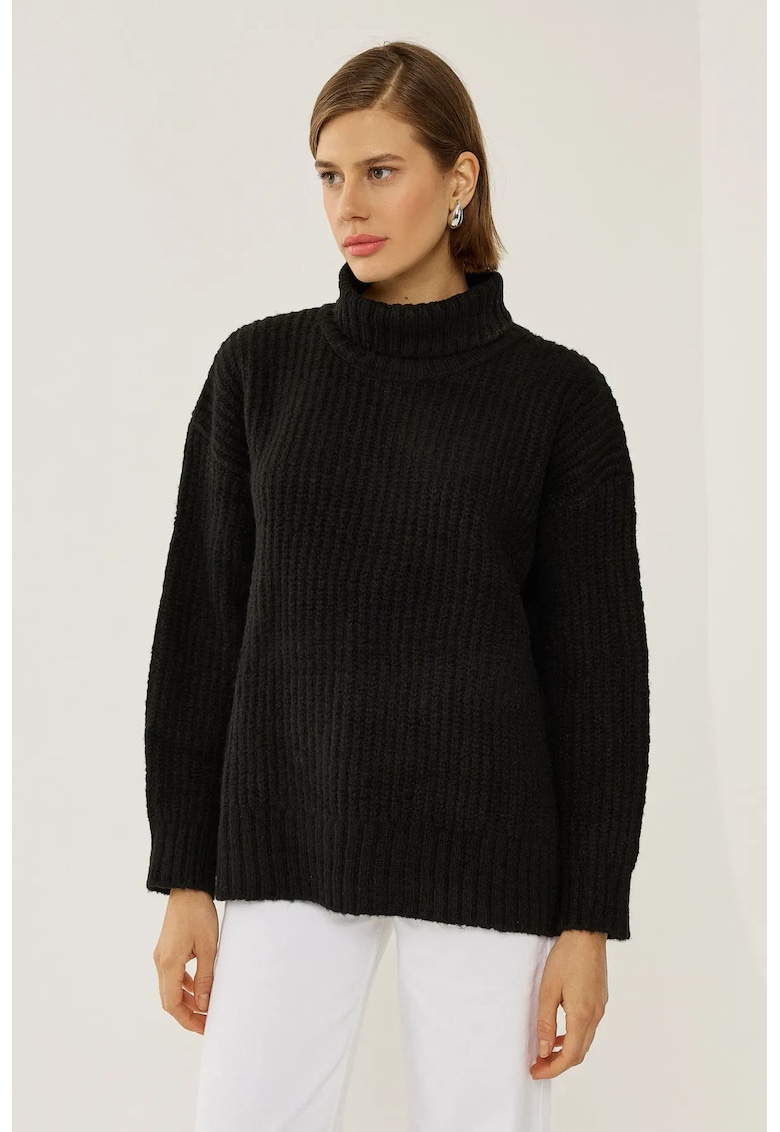 Oferte la Pulover dama -  cu guler inalt - negru - acril