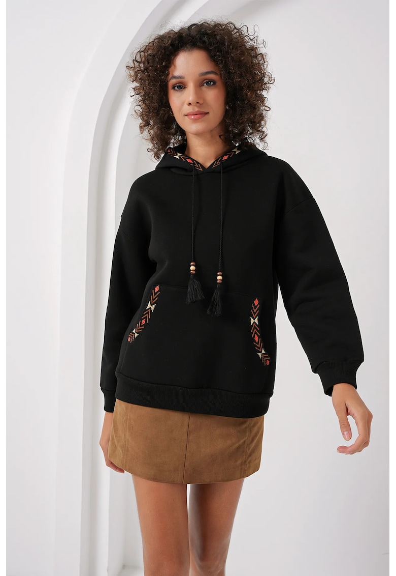 Oferte la Hanorac dama HiCCUP - supradimensionat cu gluga si pompon - negru - bumbac