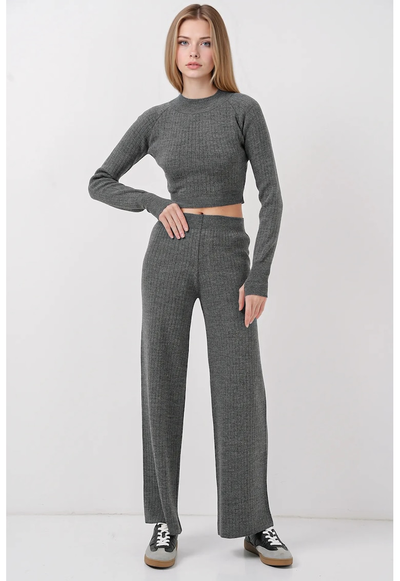 Oferte la Set tricotat  pulover scurt cu nervuri si pantaloni largi - gri inchis - acril -