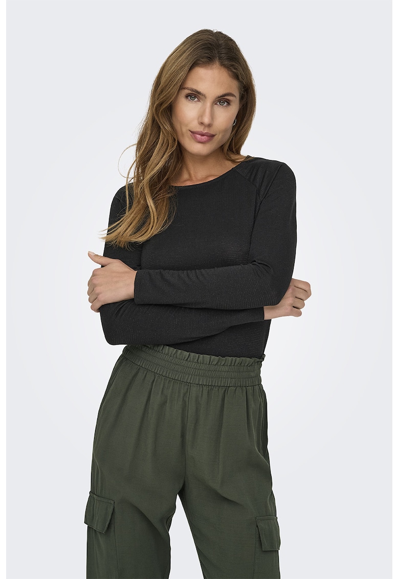 Oferte la Bluza cu model uni si maneci raglan - Negru
