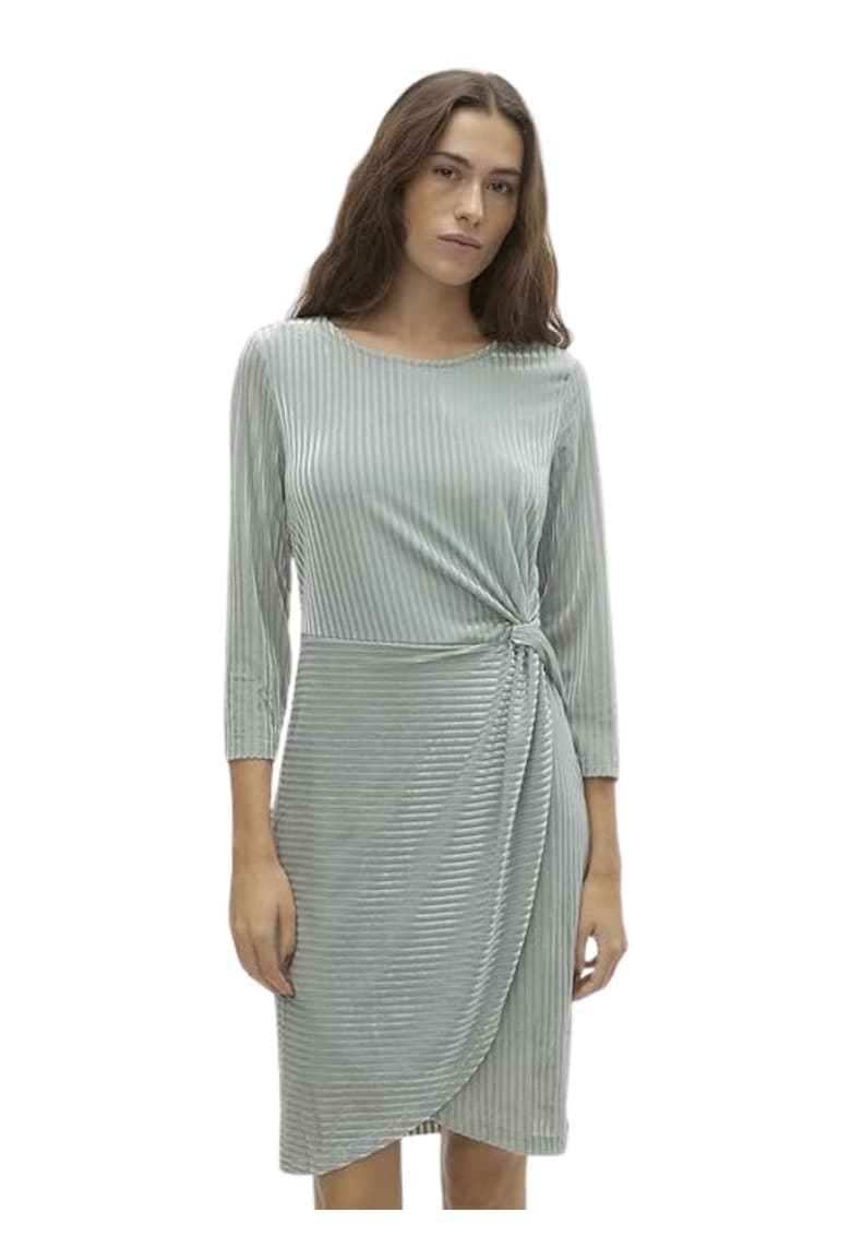 Oferte la Rochie petrecuta din catifea -