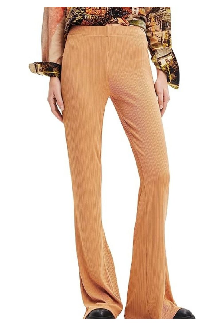 Oferte la Pantaloni evazati Trapy -
