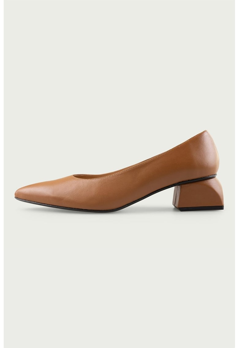 Oferte la Pantofi din piele cu toc masiv - Caramel