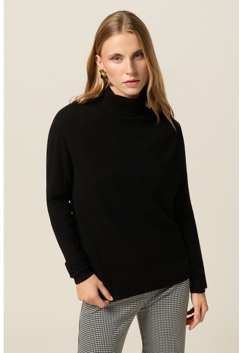 Oferte la Pulover uni cu guler inalt - Negru