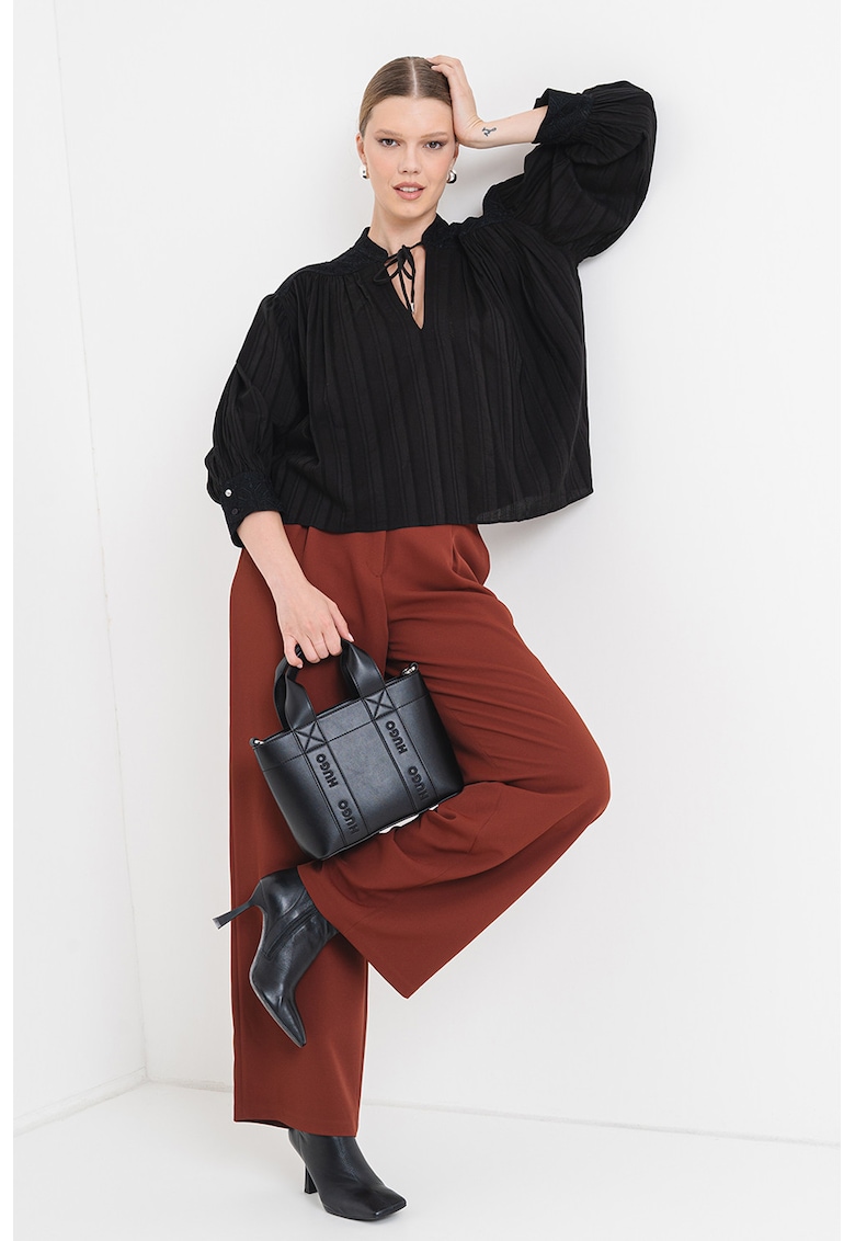 Oferte la Bluza lejera Brodes - Negru