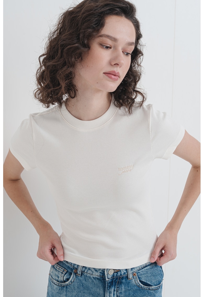 Oferte la Tricou slim fit cu broderie logo - Alb