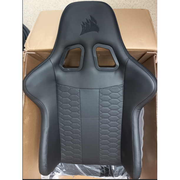 Oferte la Scaun Gaming Resigilat TC100 Relaxed Piele cu Tetiera Negru
