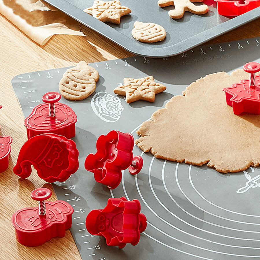 Oferte la Set Forme pentru Biscuiti 4 Tipuri