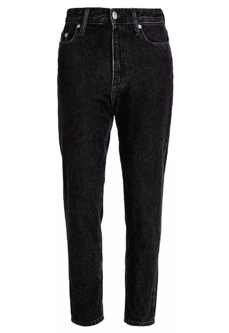Oferte la Blugi cu croiala mom fit