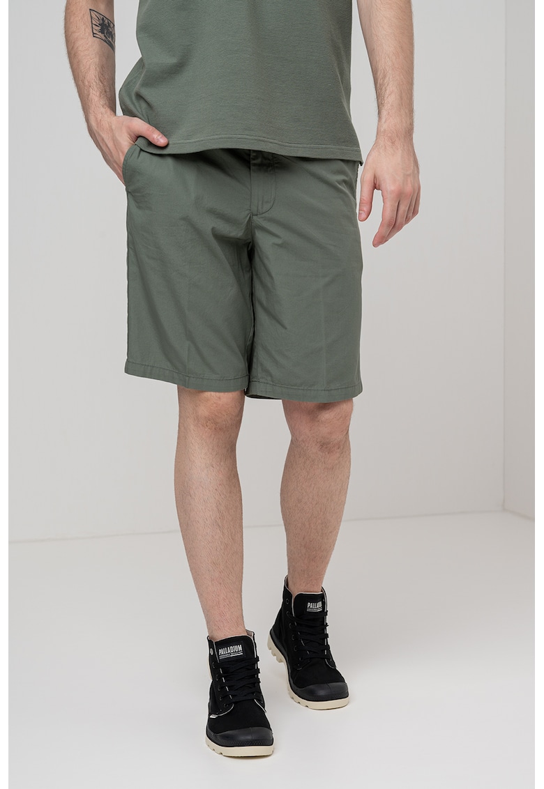 Oferte la Pantaloni scurti regular fit - Gri cenusiu