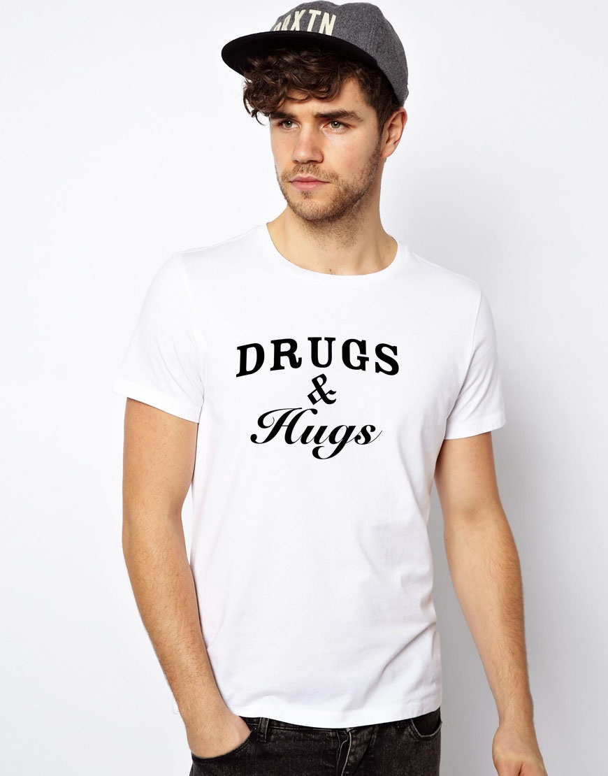 Tricou alb barbati Drugs & Hugs