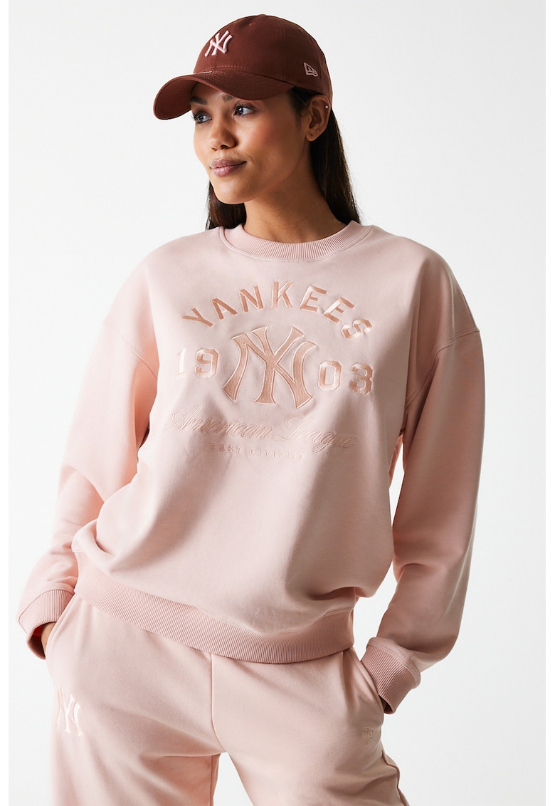 Oferte la Bluza de trening cu maneci drop si logo brodat - Roz pal