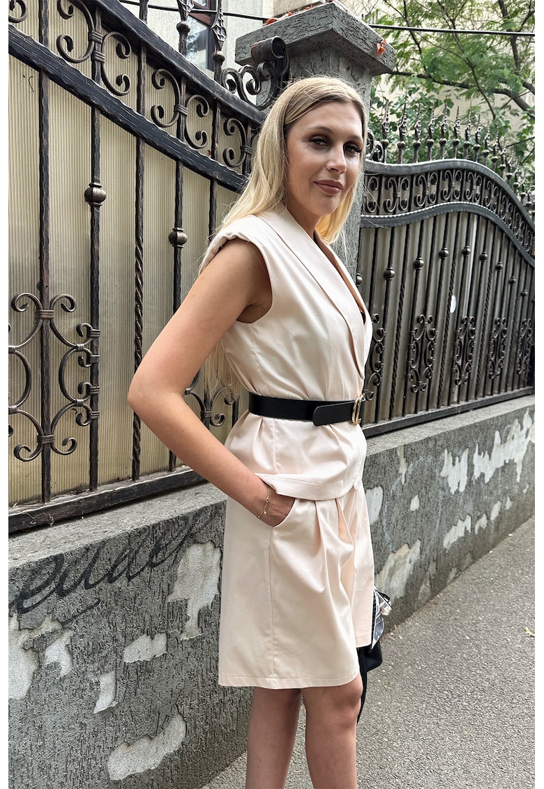 Oferte la Pantaloni scurti cu detalii plisate - Bej deschis