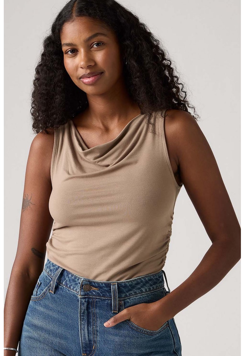 Oferte la Top slim fit cu fronseuri - Maro deschis