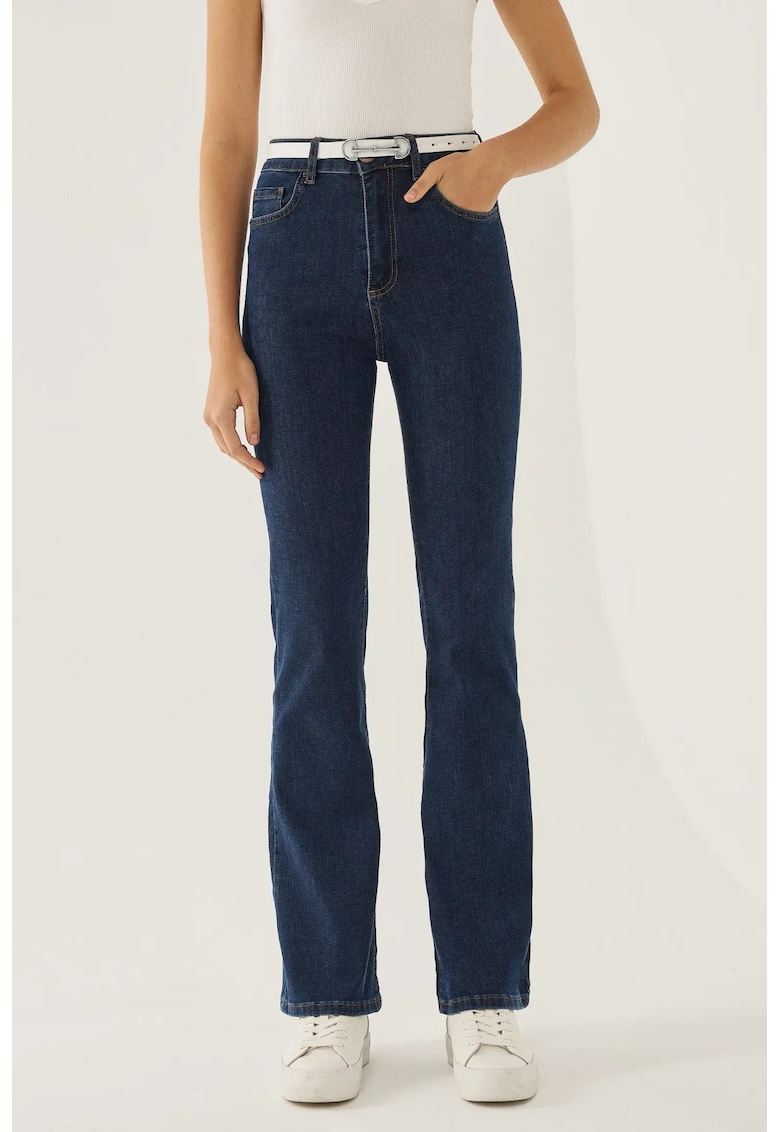 Oferte la Blugi dama -  evazati - bumbac/elastan - talie normala - bleumarin